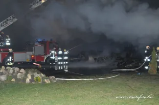 Kigyulladt a gyomaendrődi raklapgyár