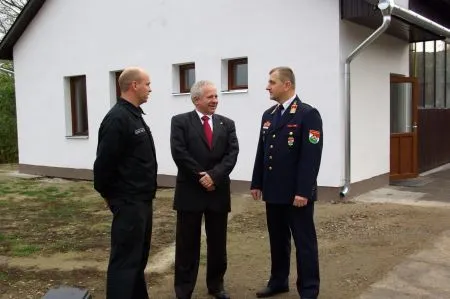 Átadták a Tűzoltó laktanya újonnan épült szociális helyiségét