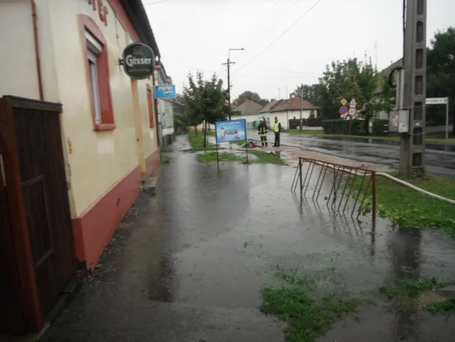 Nagy mennyiségű csapadék összegyült.